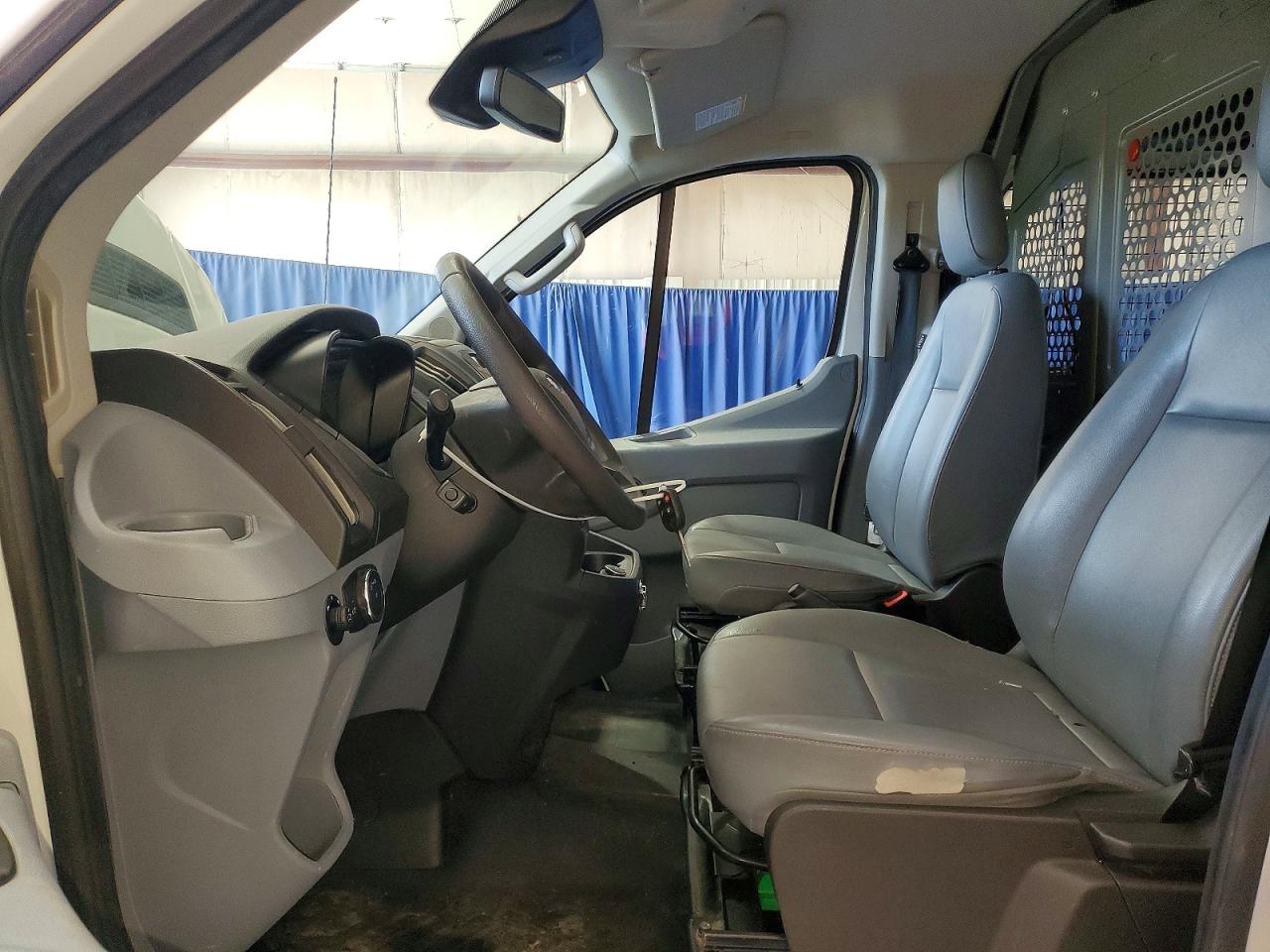 Ford Transit T-150