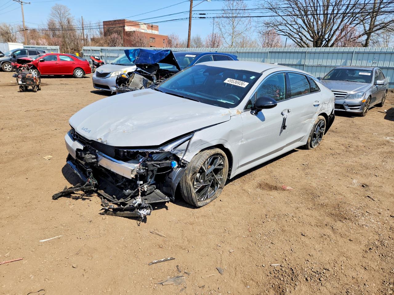 Salvage Kia K5 Image