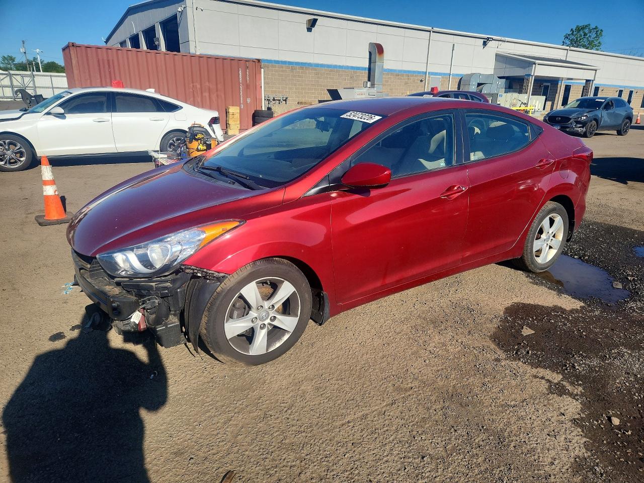 Salvage Hyundai ELANTRA Image