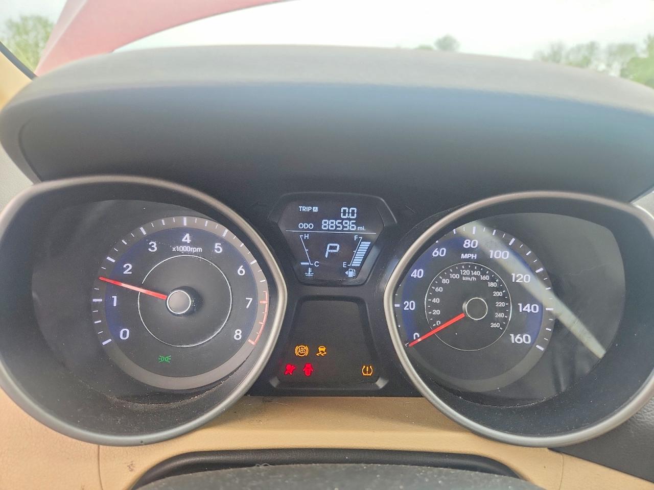 Hyundai ELANTRA Gls