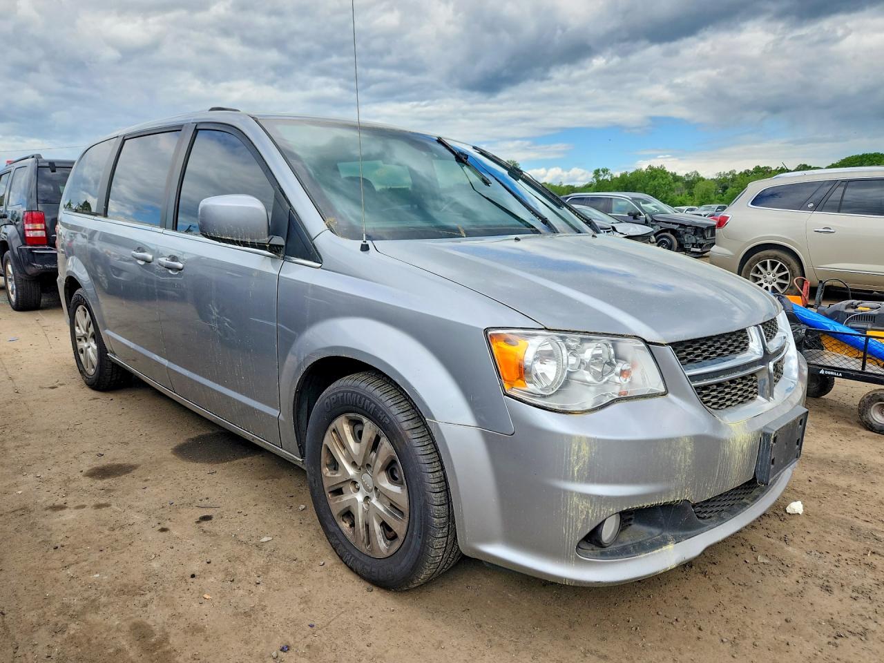 Dodge Caravan Sxt