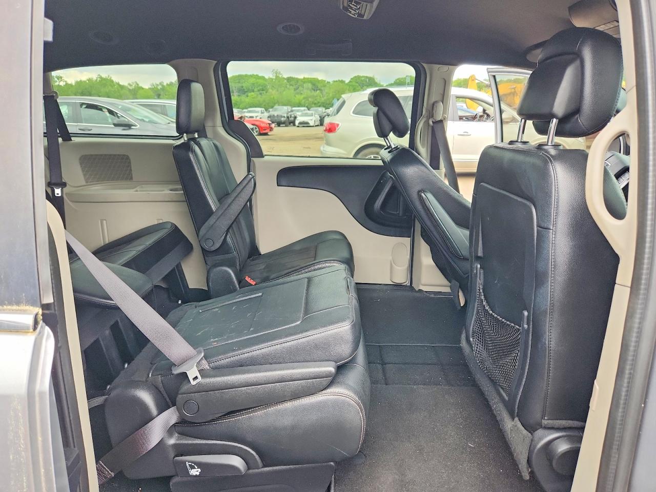 Dodge Caravan Sxt