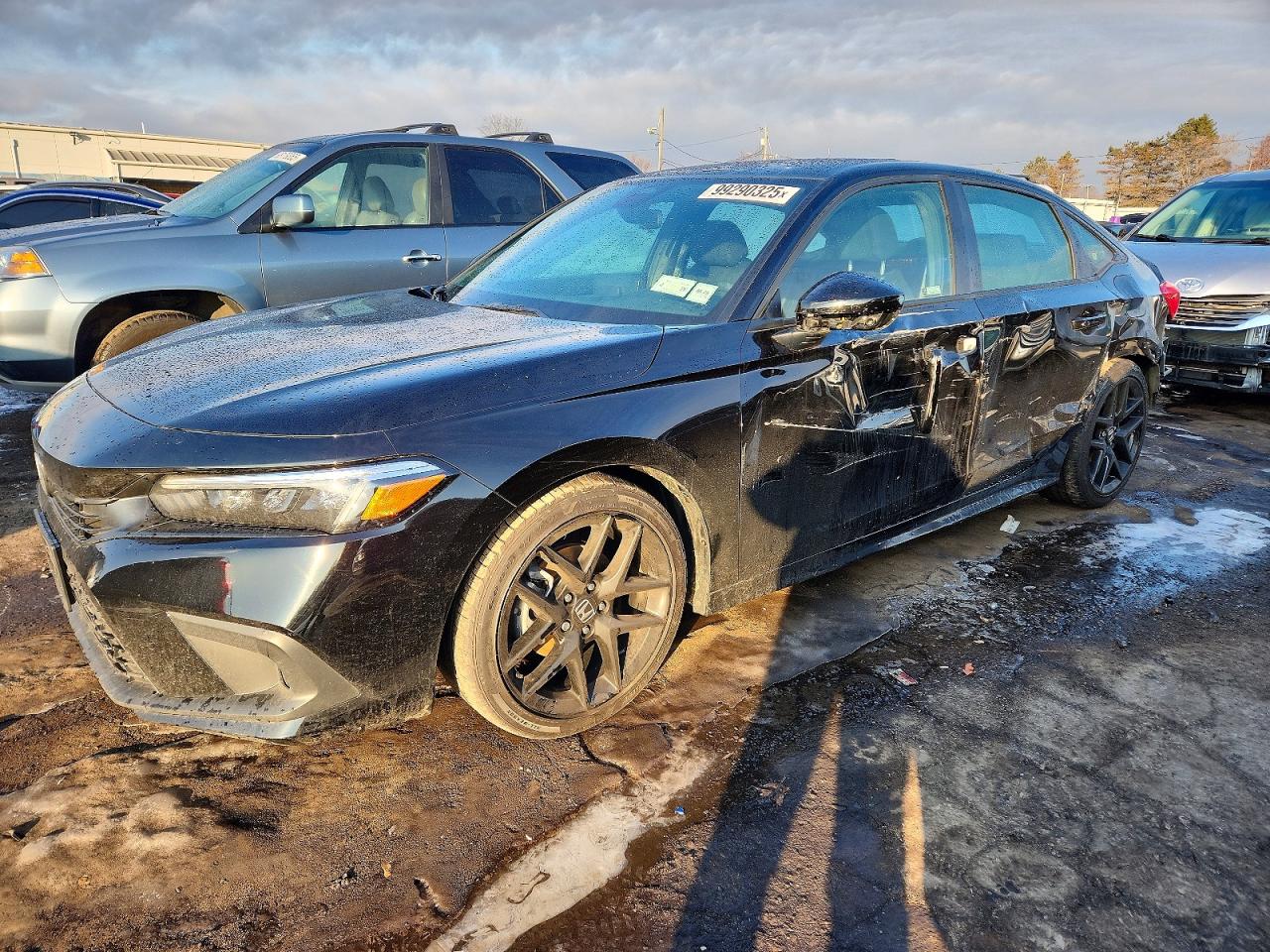 Salvage Honda Civic Image