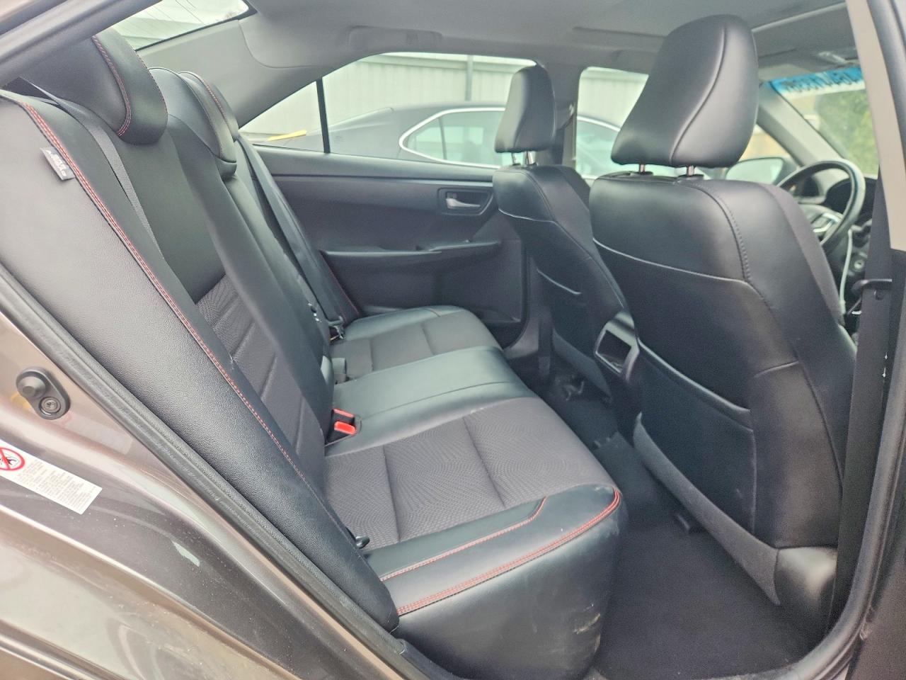 Toyota Camry Se