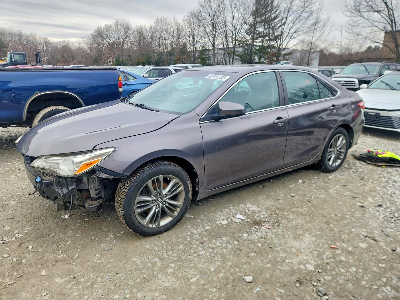Salvage Toyota Camry Image