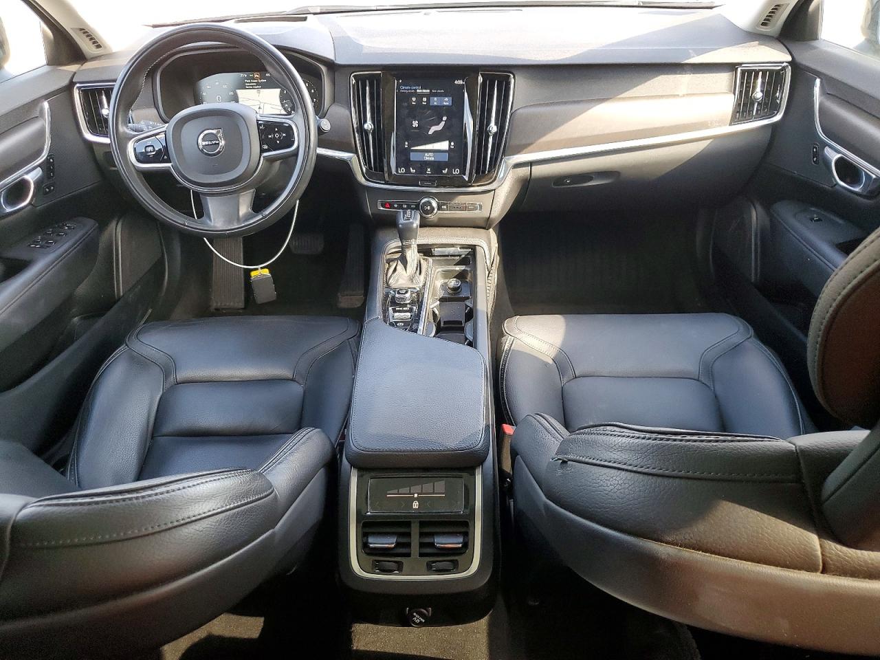 Volvo V90 T5 Momentum