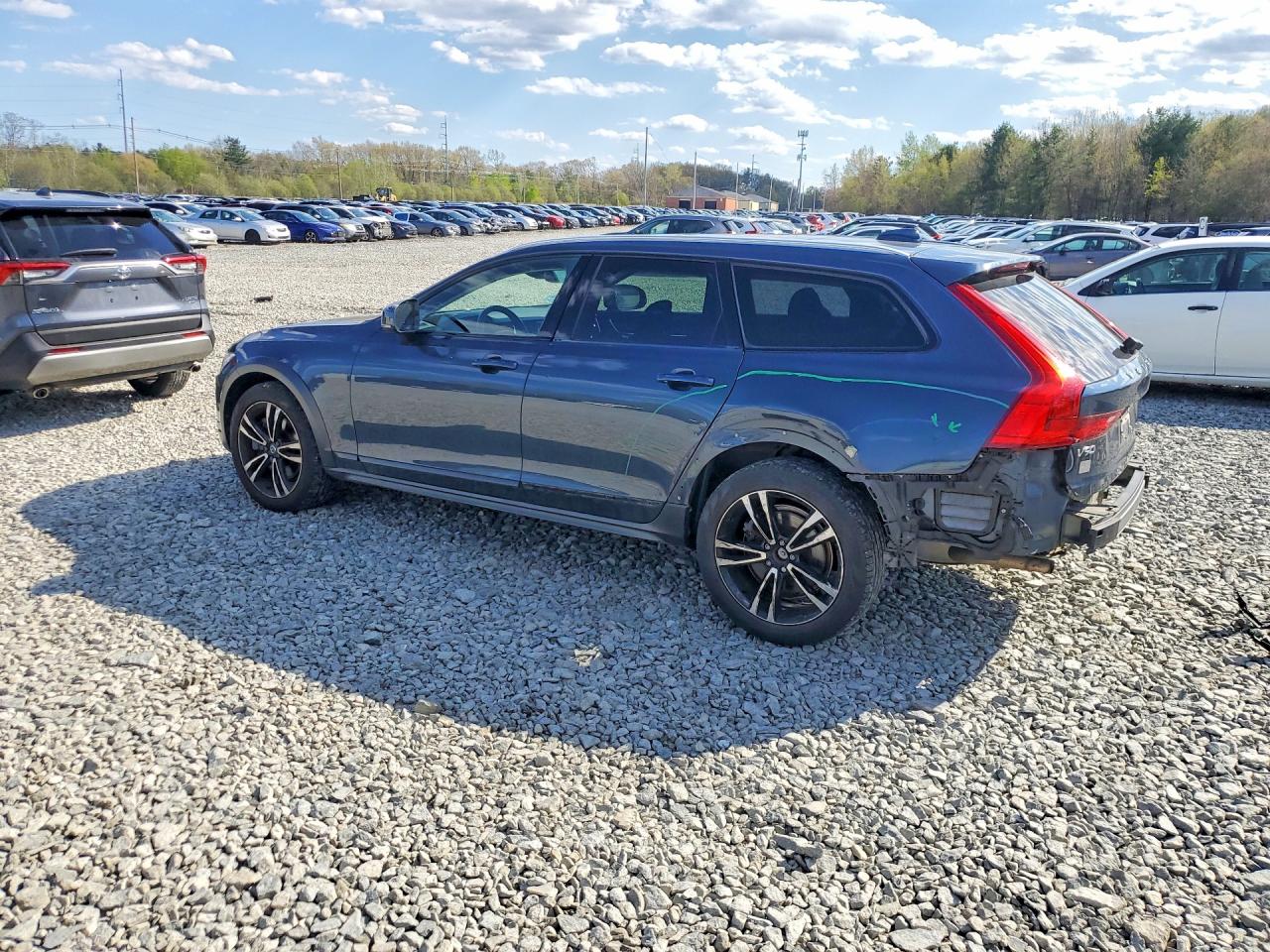 Volvo V90 T5 Momentum
