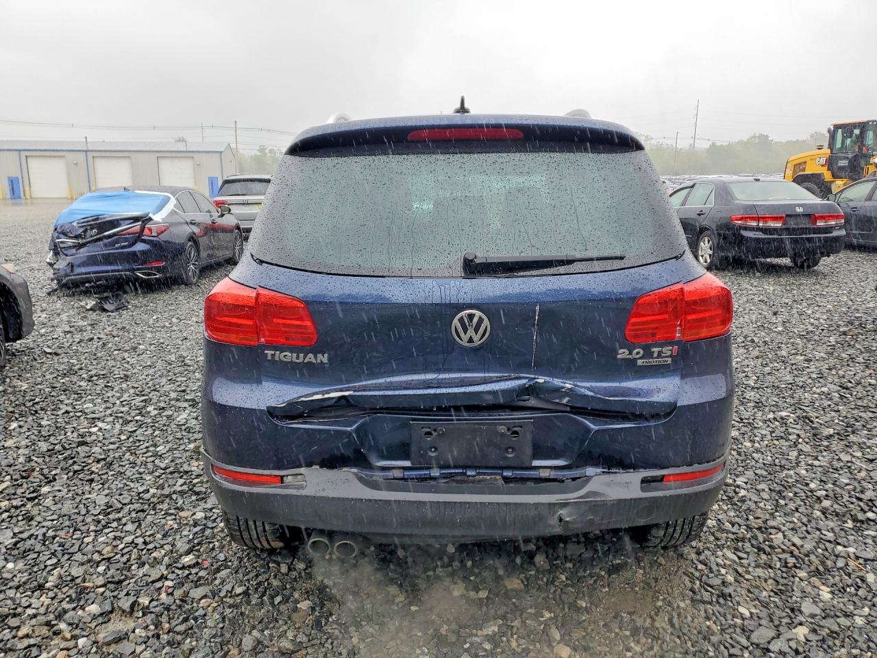 Volkswagen Tiguan S