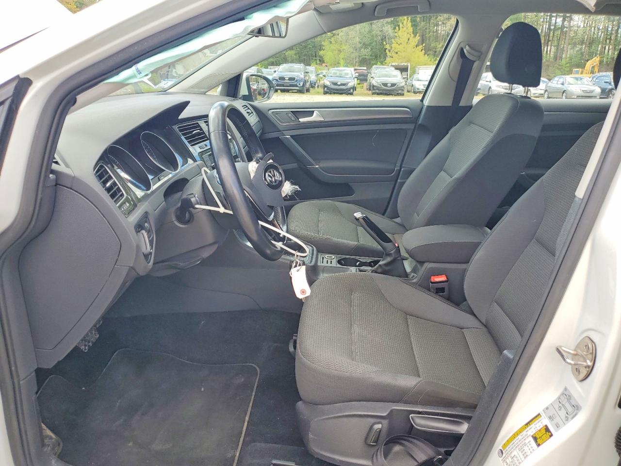 Volkswagen Golf S