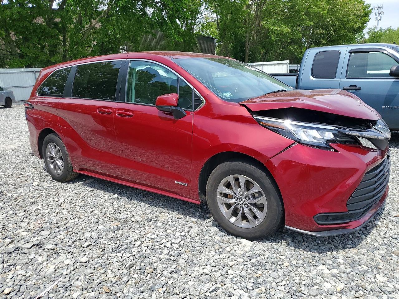 Toyota Sienna Le