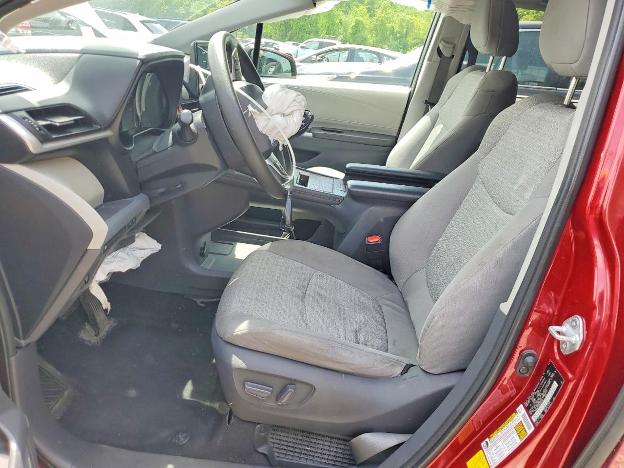 Toyota Sienna Le