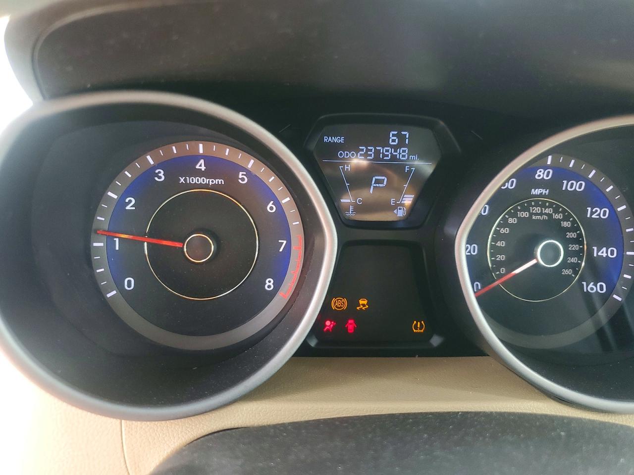 Hyundai ELANTRA Limited