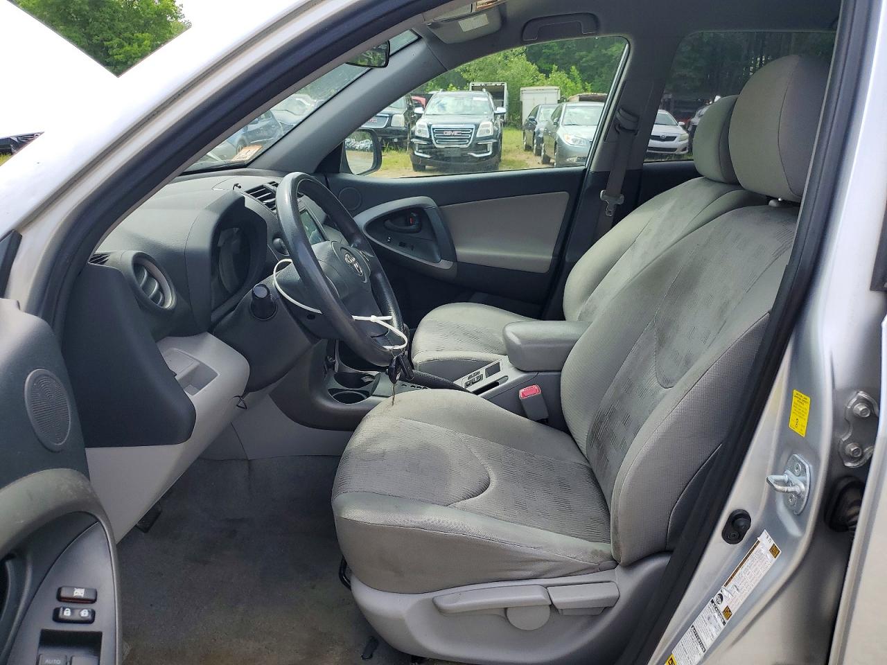 Toyota RAV4 Base