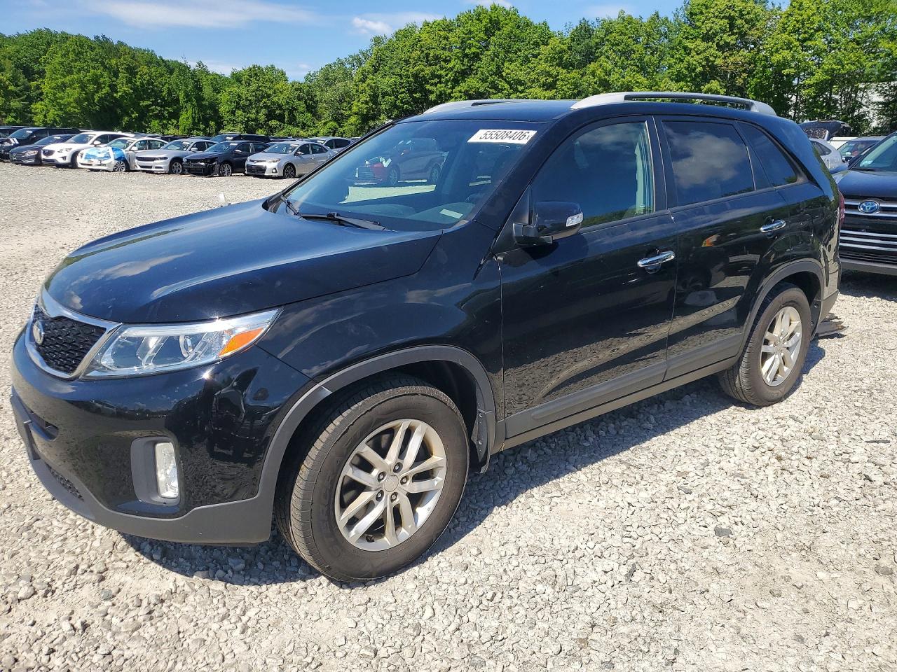 Salvage Kia Sorento Image