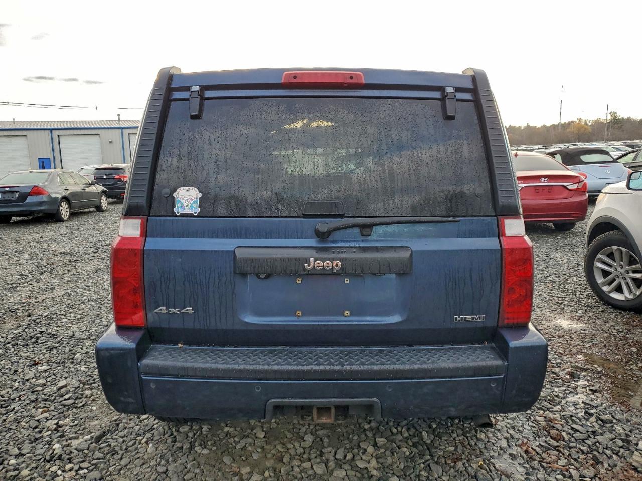 Jeep Commander Sport