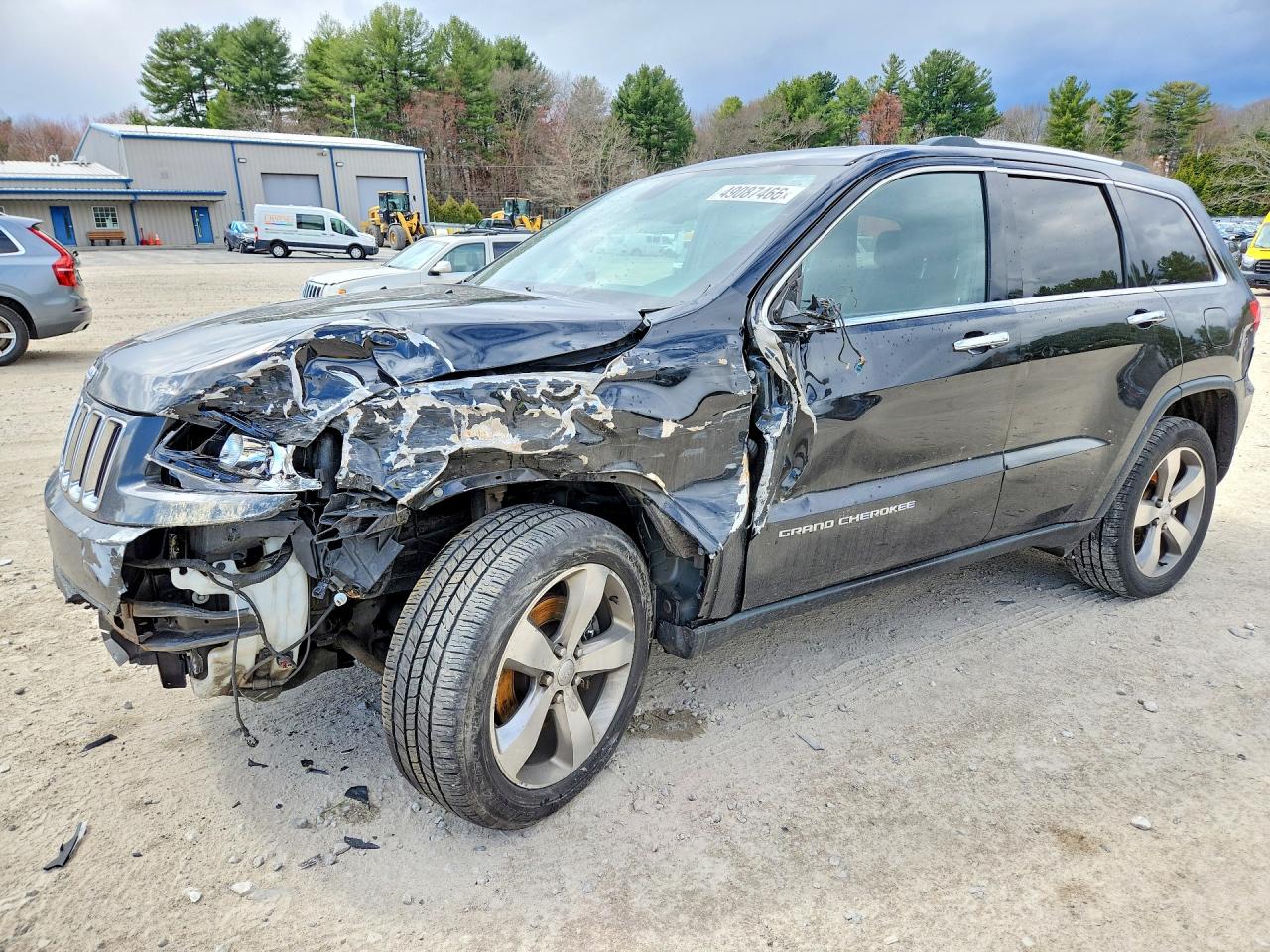 Salvage Jeep Cherokee Image