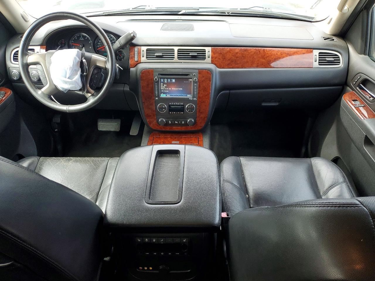 Chevrolet Suburban K1500 Ltz