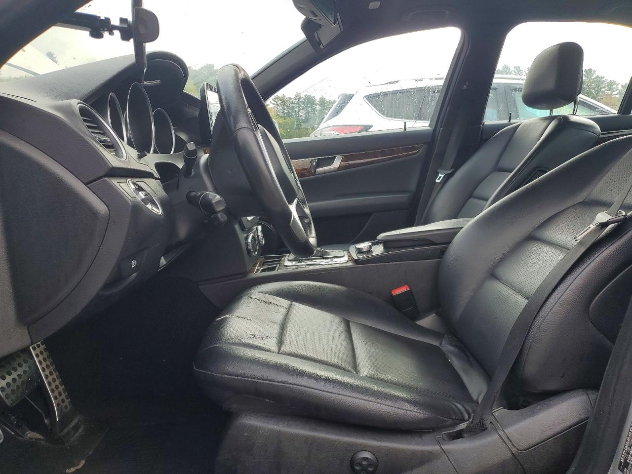 Mercedes-Benz C-Class 300 4matic
