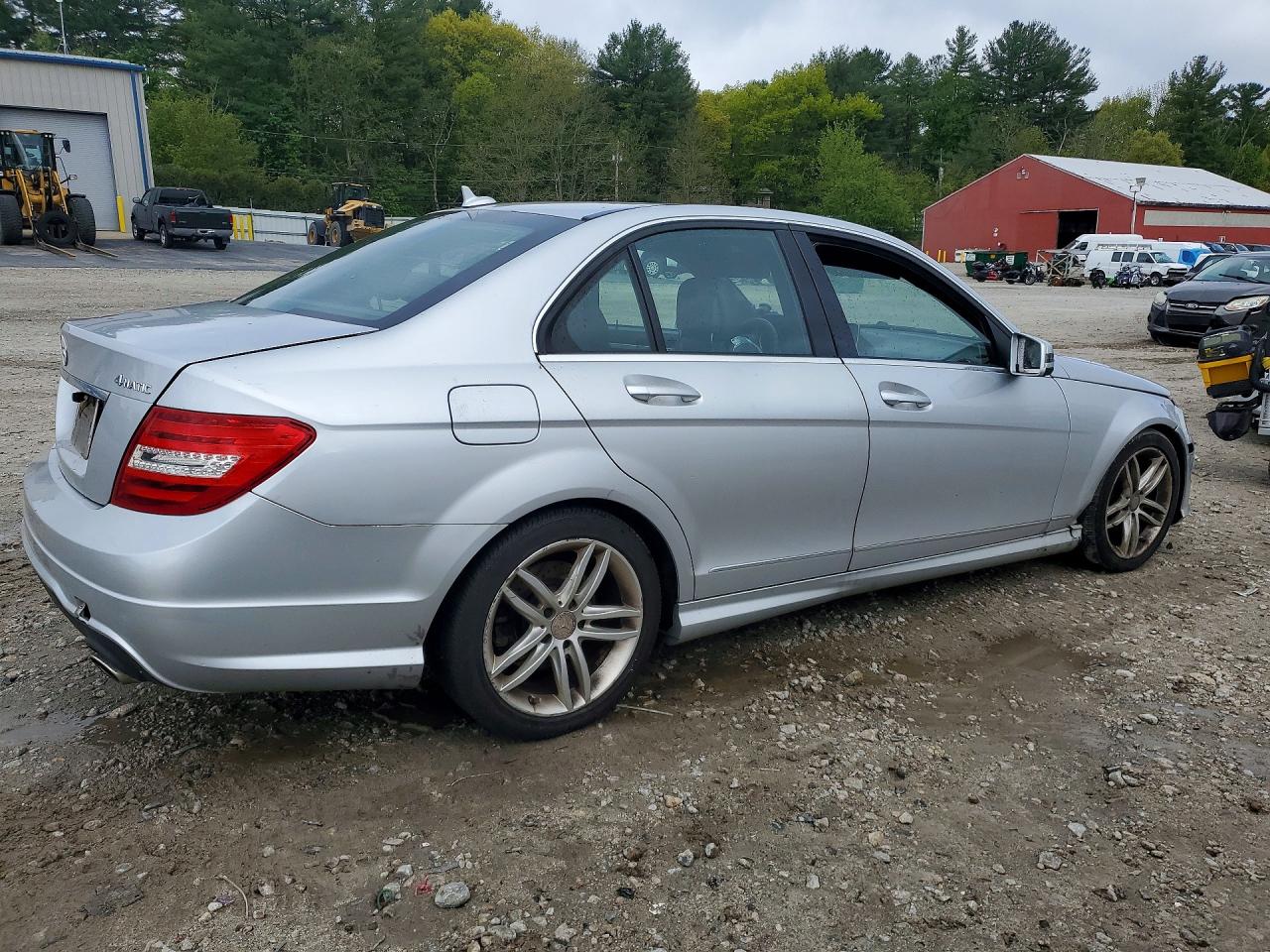 Mercedes-Benz C-Class 300 4matic