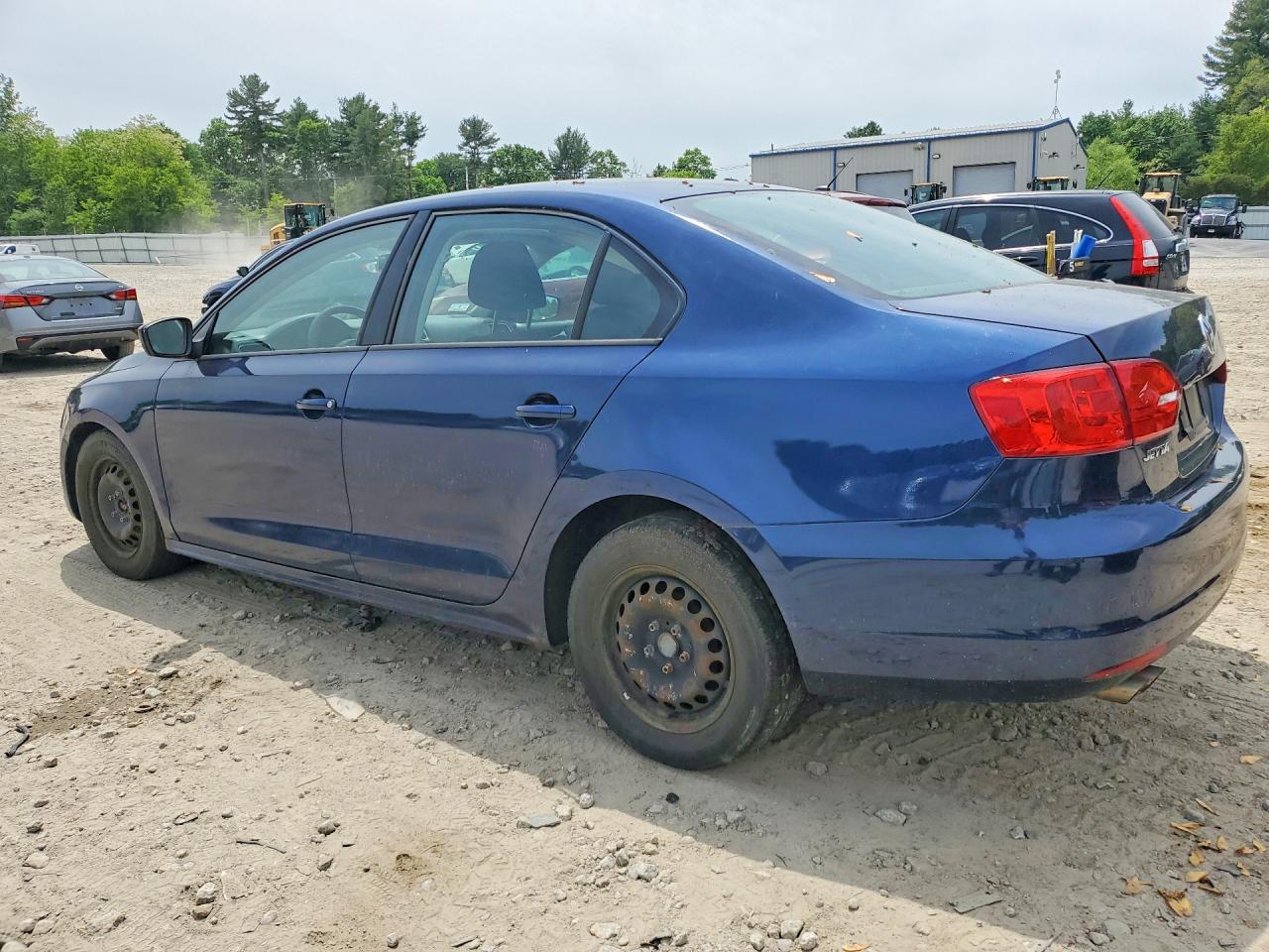 Volkswagen Jetta Base