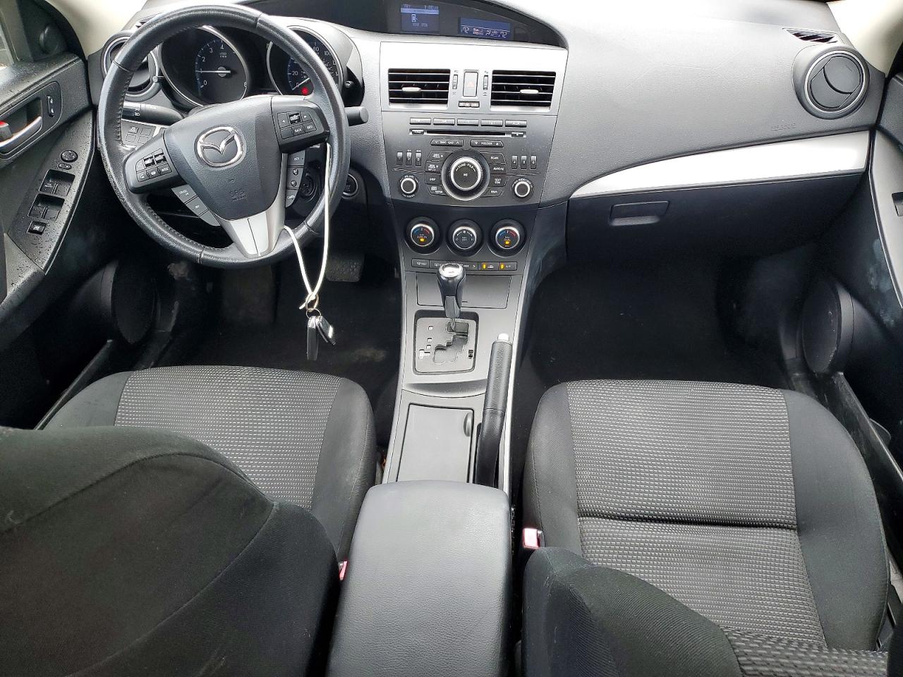 Mazda 3 I