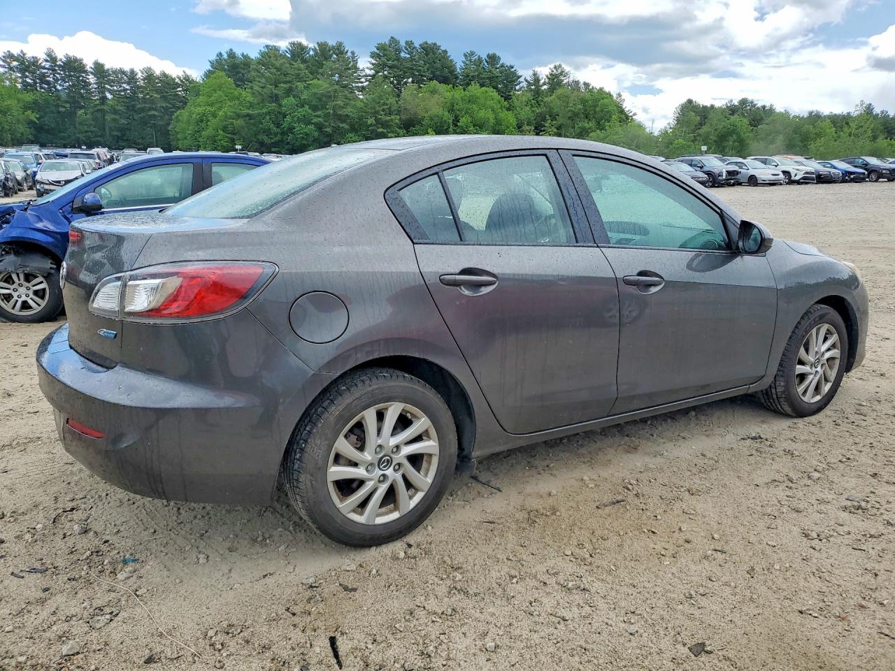 Mazda 3 I