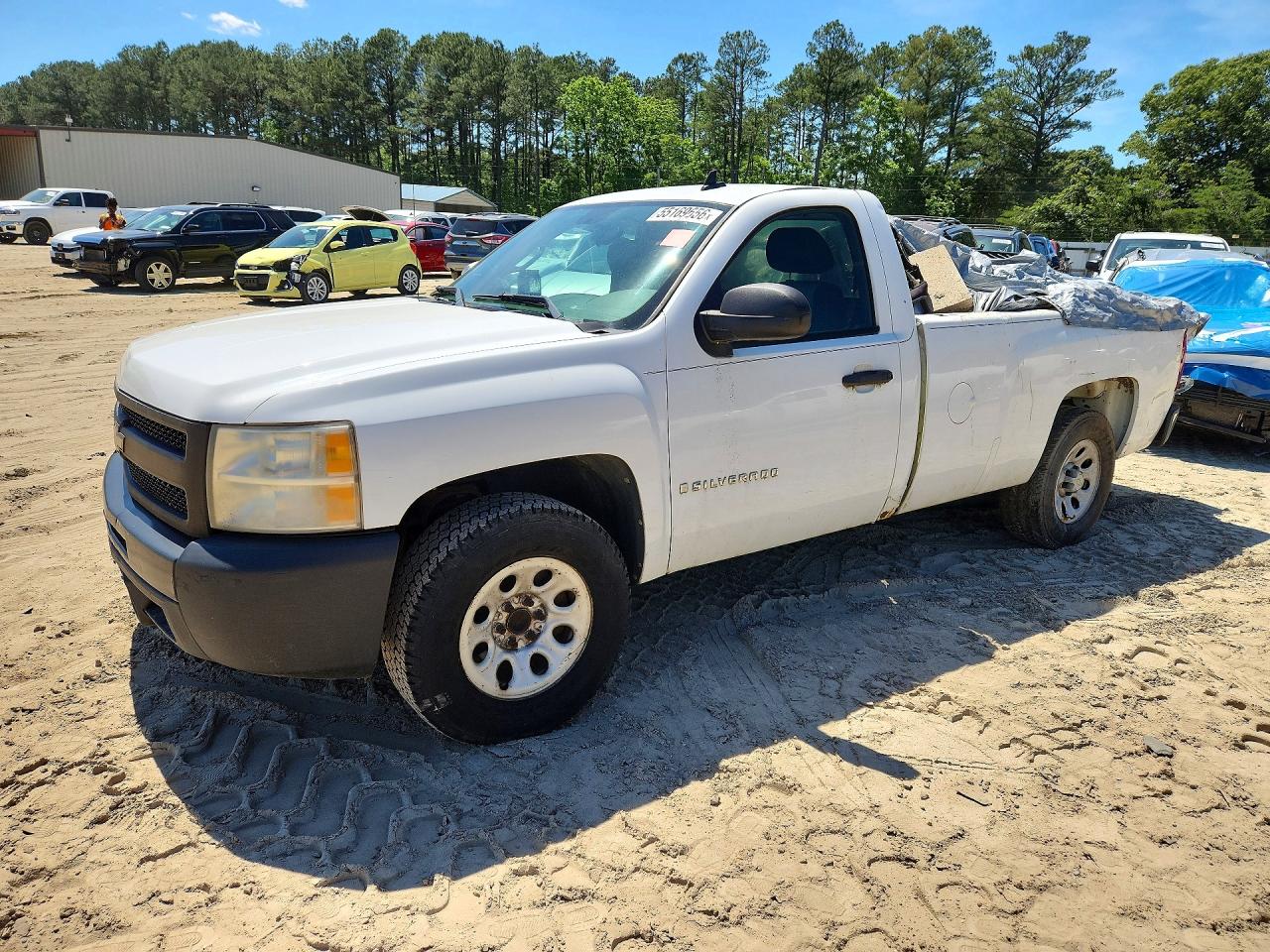 Salvage Chevrolet Silverado Image