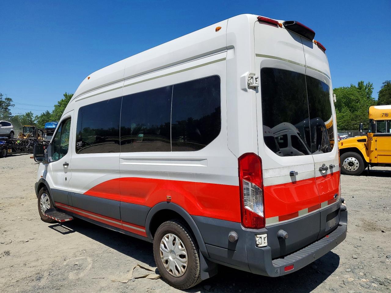 Ford Transit T-350