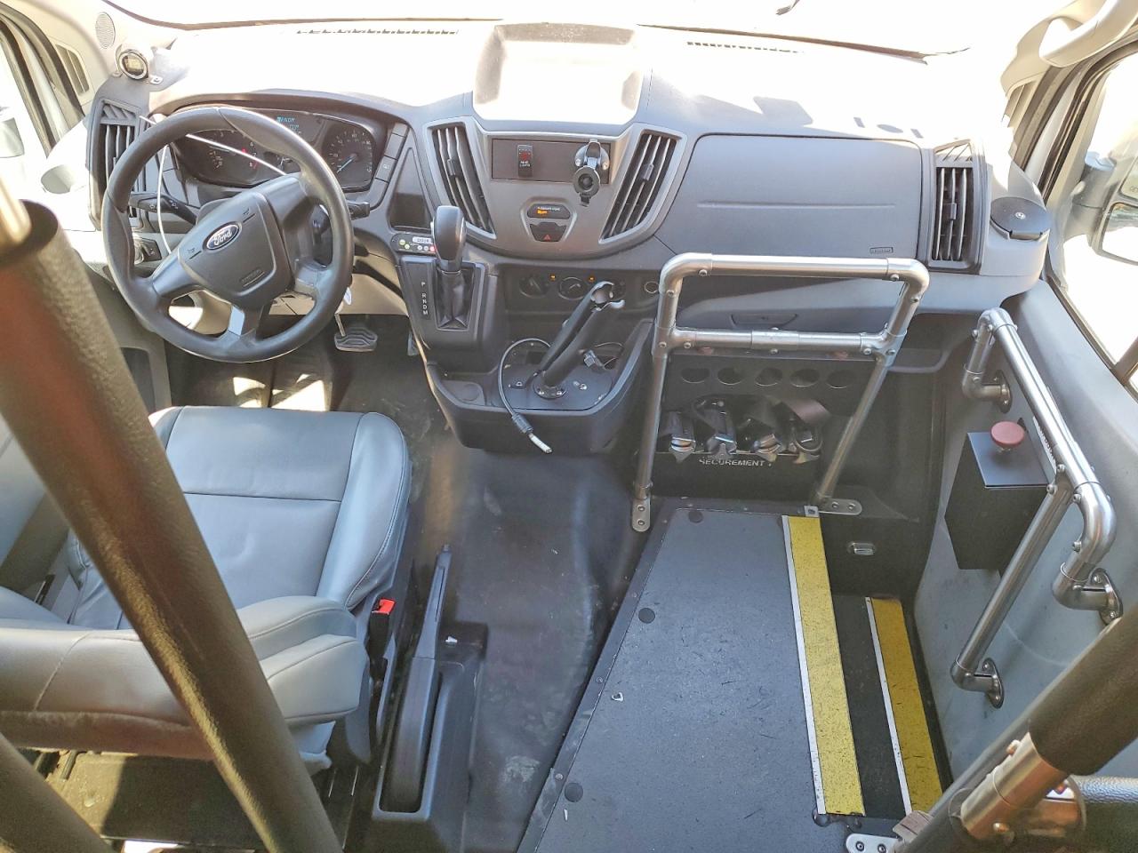 Ford Transit T-350