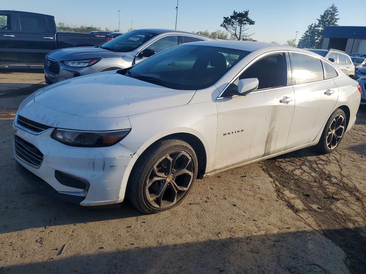 Salvage Chevrolet Malibu Image