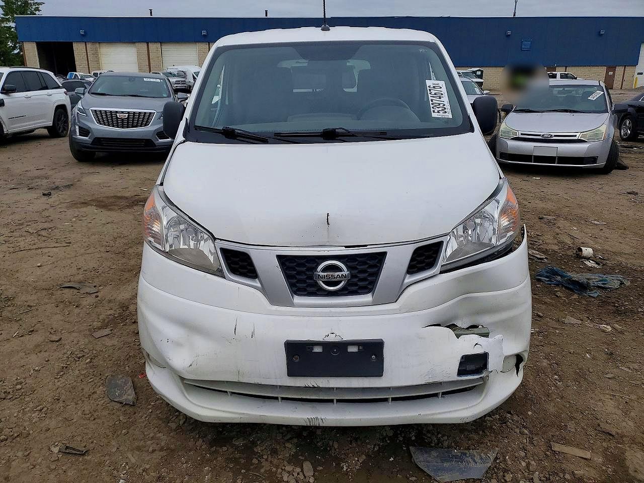 Nissan Nv