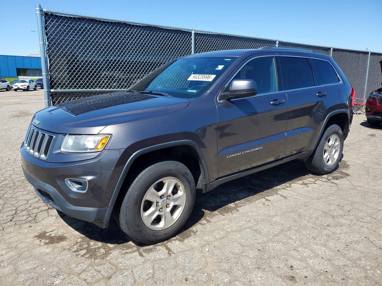 Salvage Jeep Cherokee Image
