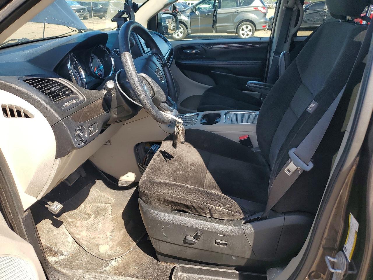 Dodge Caravan Sxt