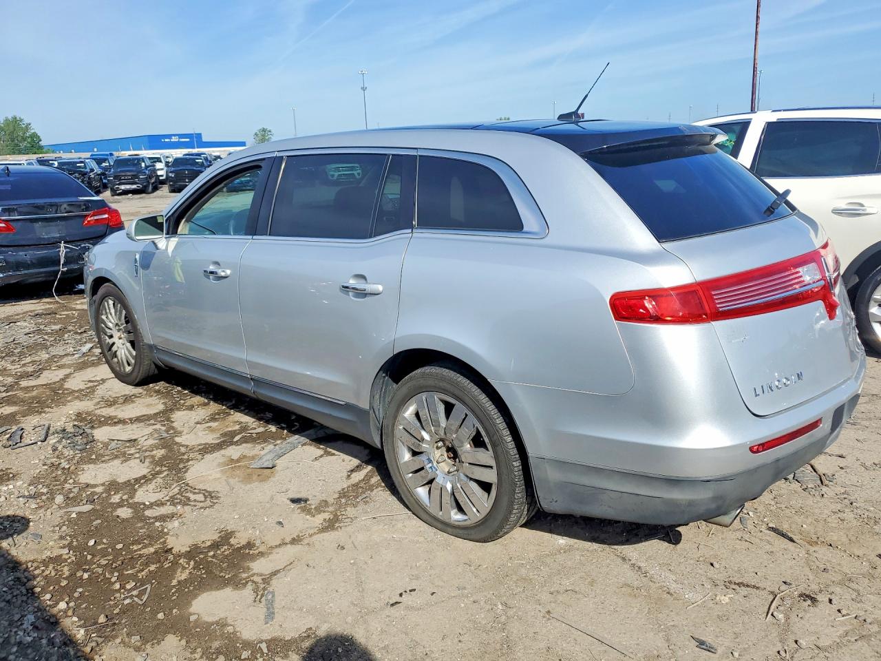 Lincoln MKT