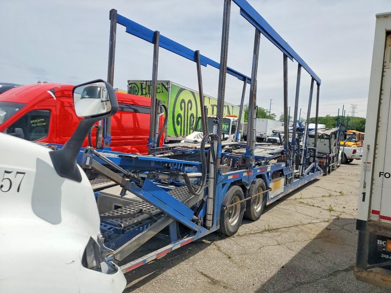 Peterbilt 365