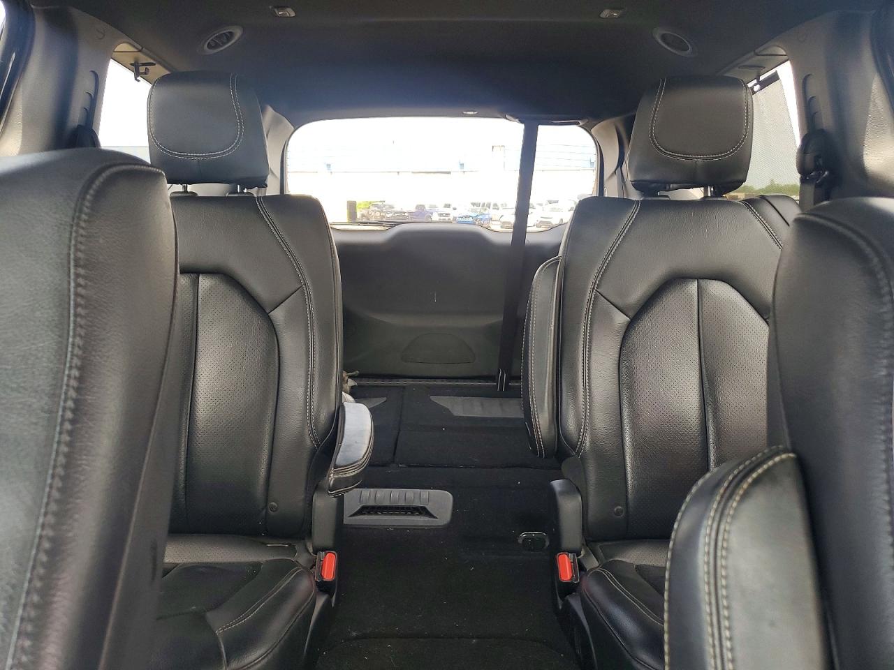 Chrysler Pacifica Touring L Plus