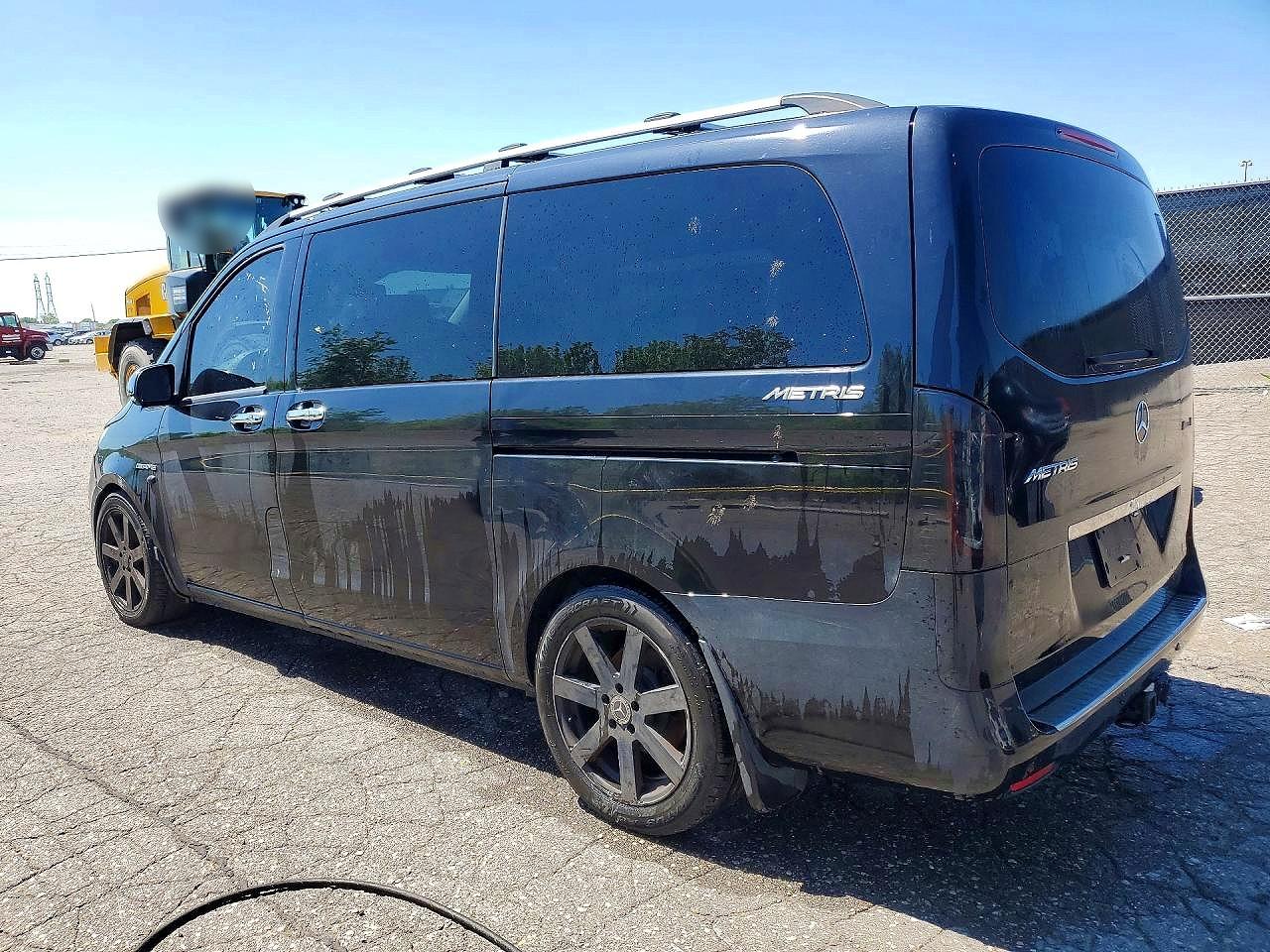 Mercedes-Benz Metris