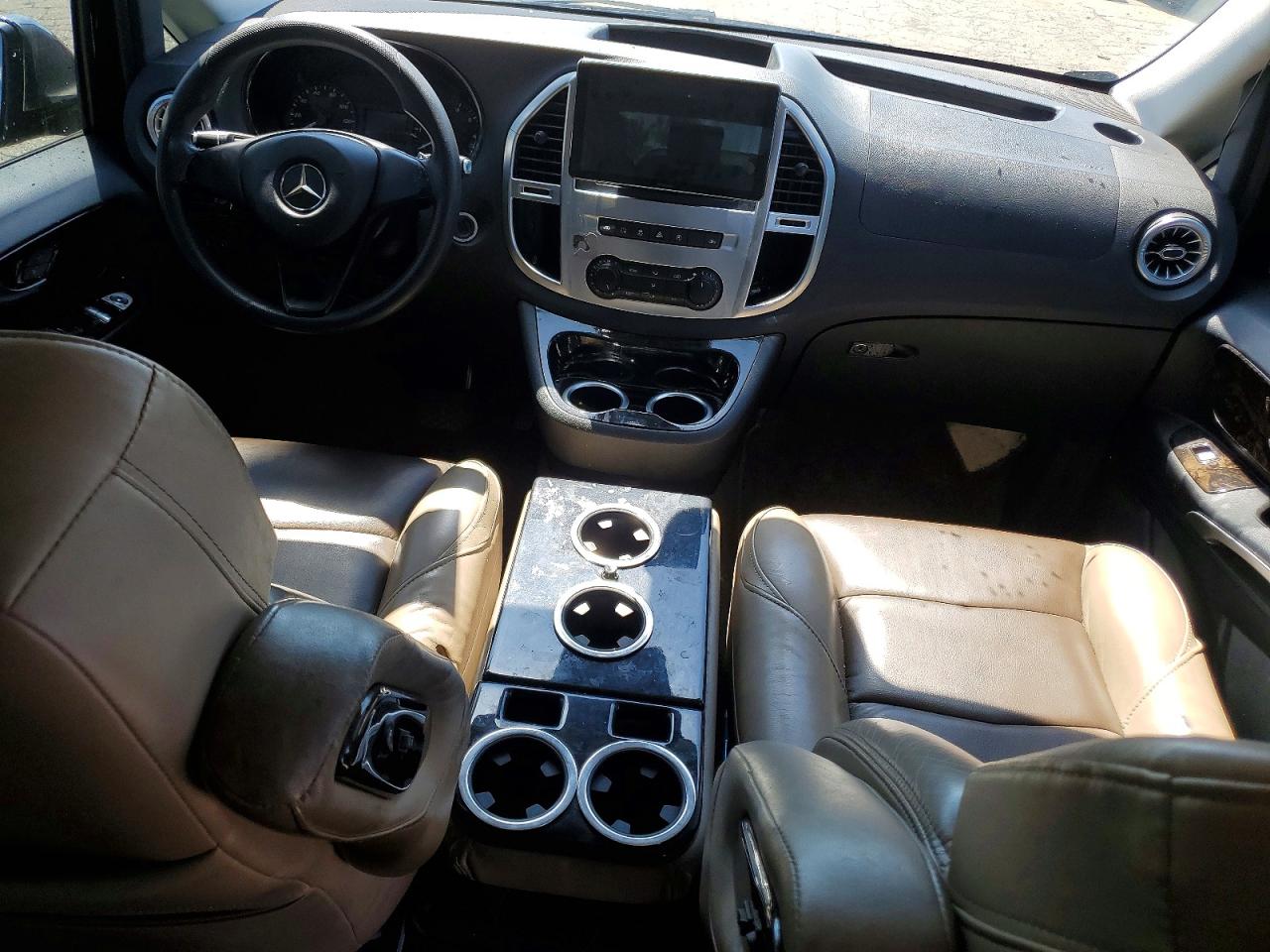 Mercedes-Benz Metris