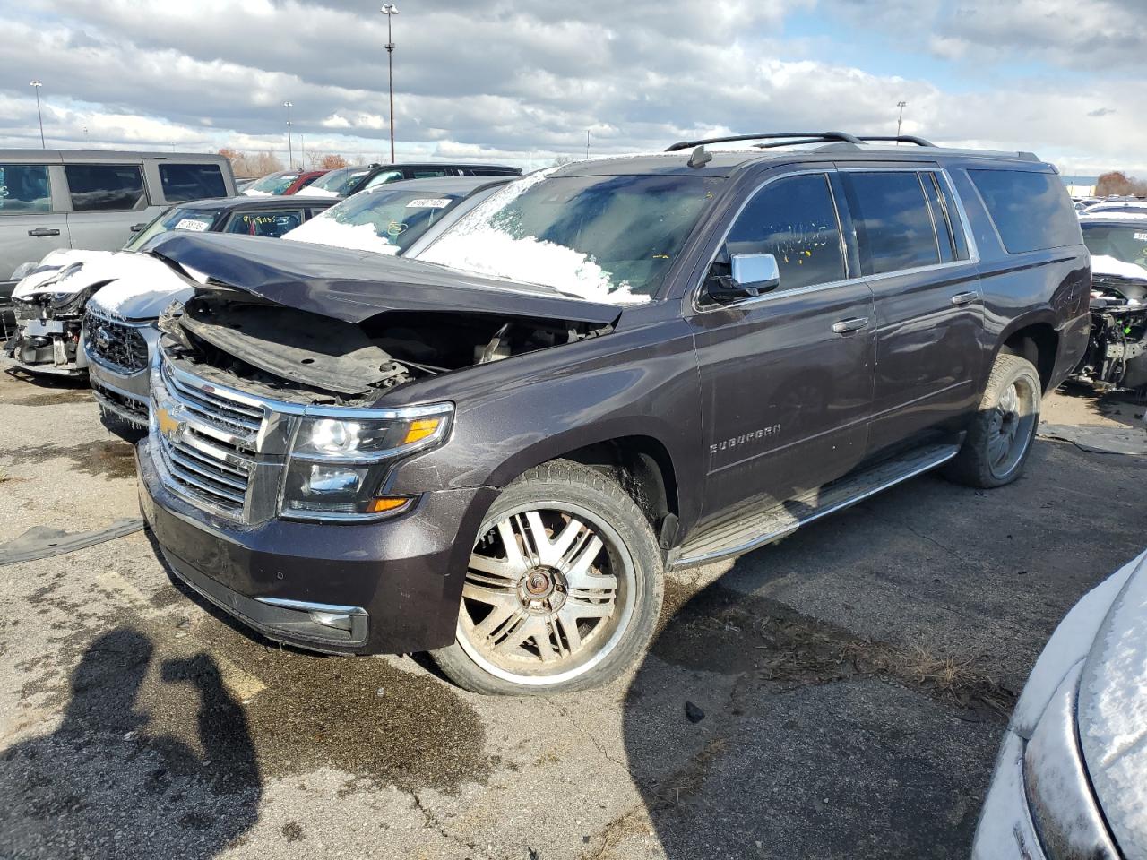 Salvage Chevrolet Suburban Image