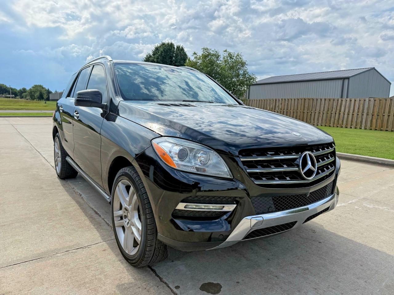 Salvage Mercedes-Benz M-Class Image