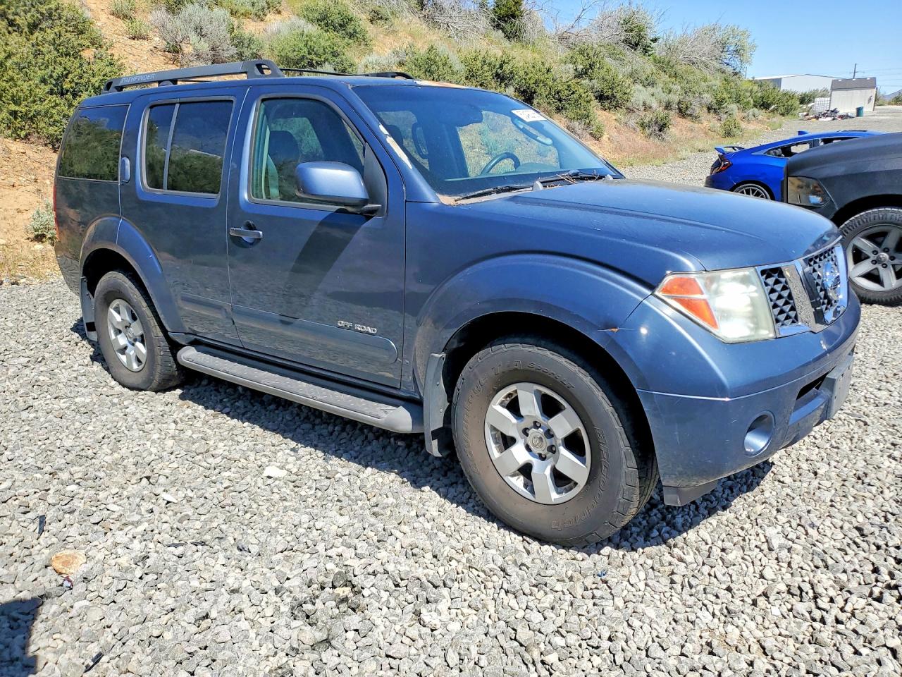 Nissan Pathfinder Xe