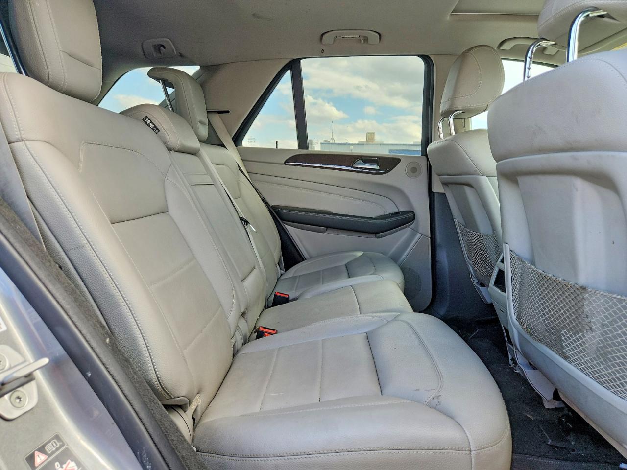 Mercedes-Benz M-Class 350 Bluetec
