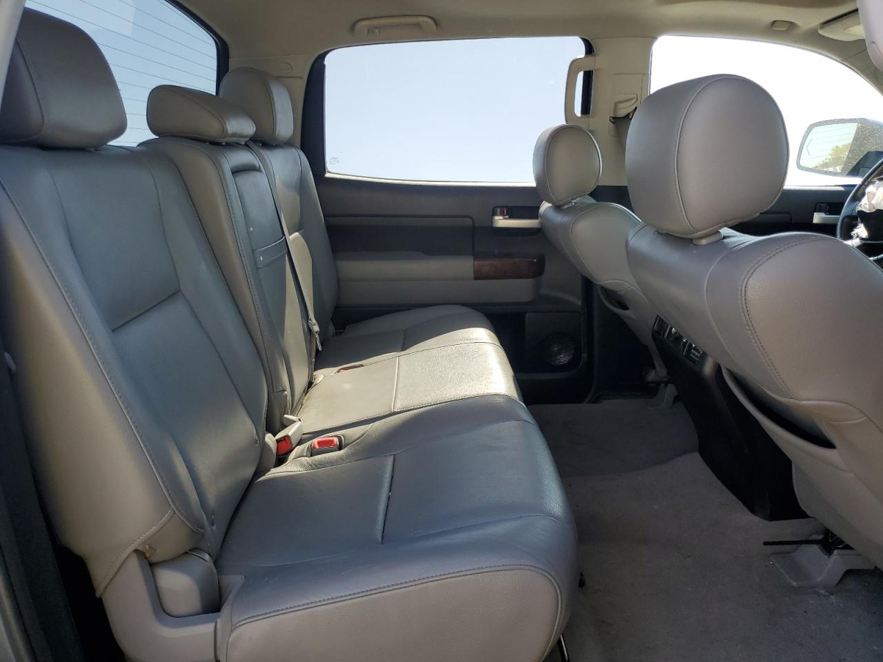 Toyota Tundra Crewmax Limited