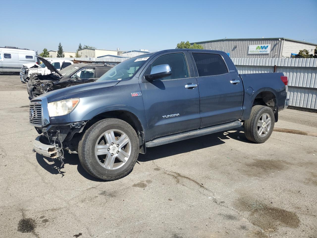 Salvage Toyota Tundra Image