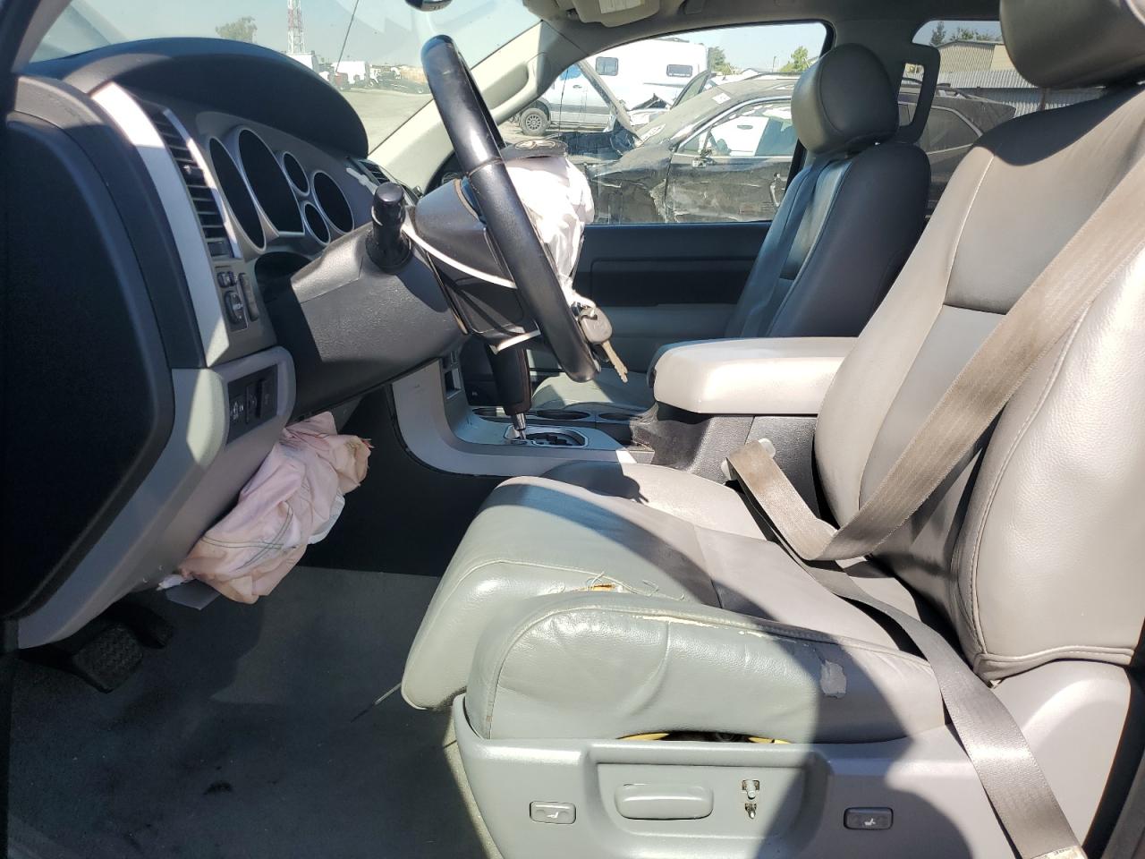 Toyota Tundra Crewmax Limited