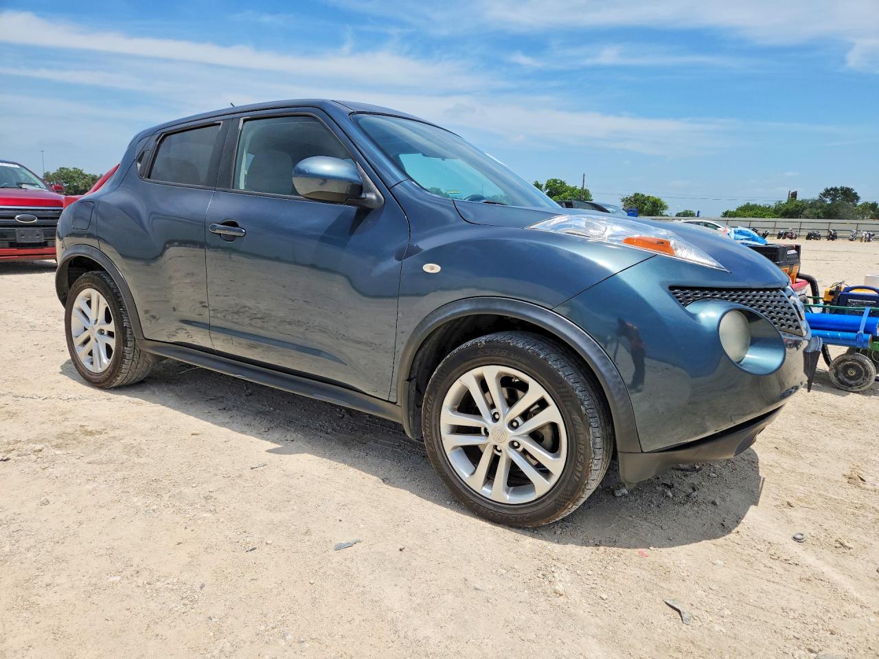Nissan JUKE S
