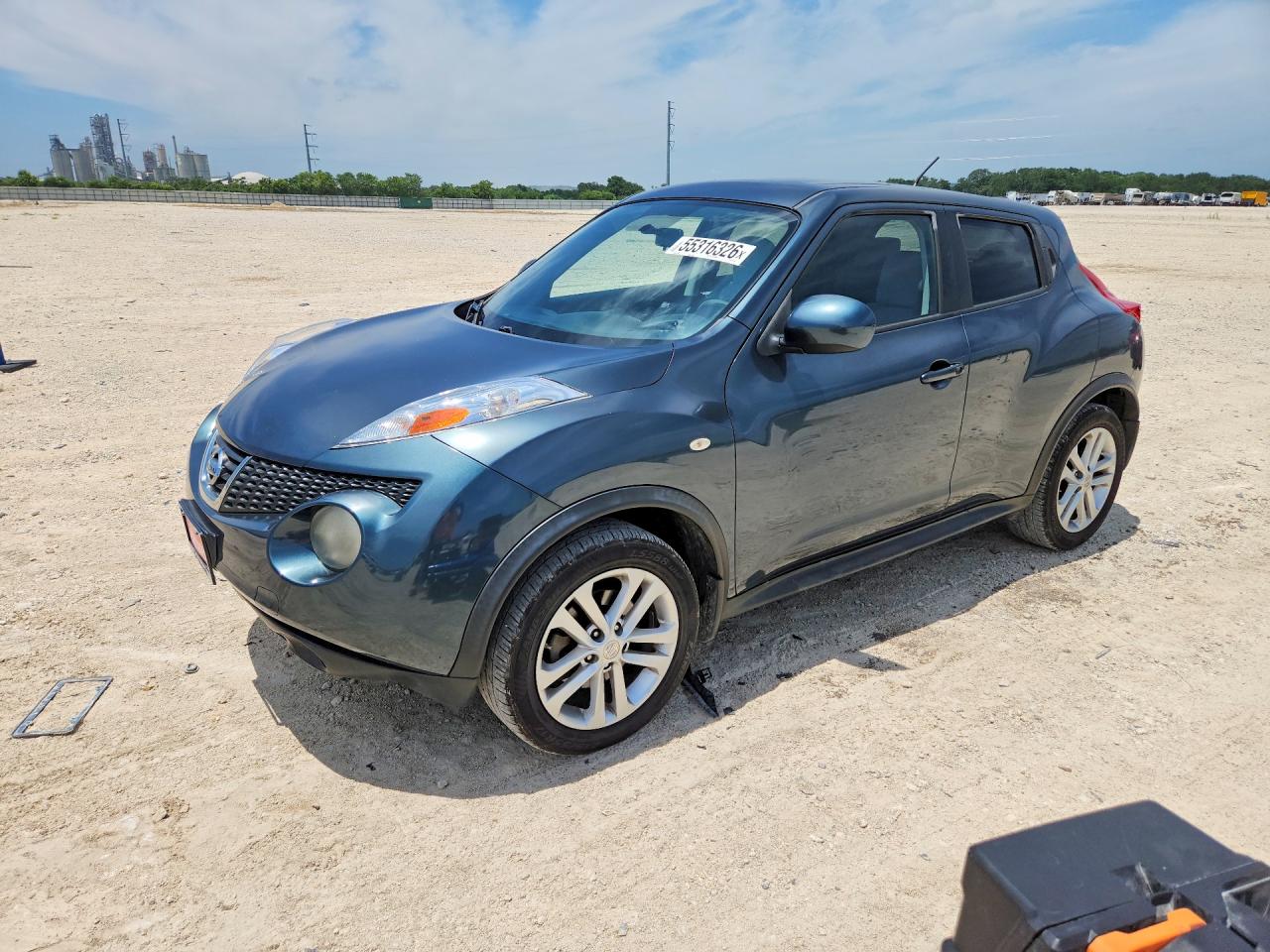 Salvage Nissan JUKE Image