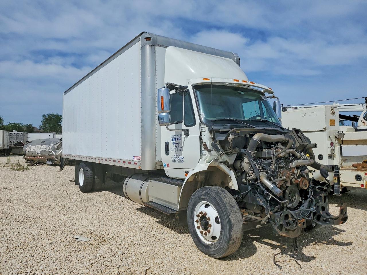Salvage International 8000 Image