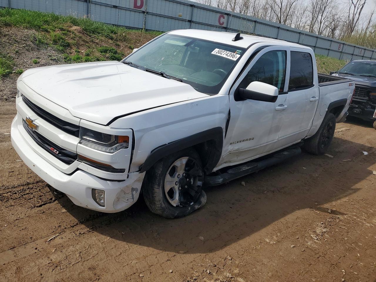 Salvage Chevrolet Silverado Image