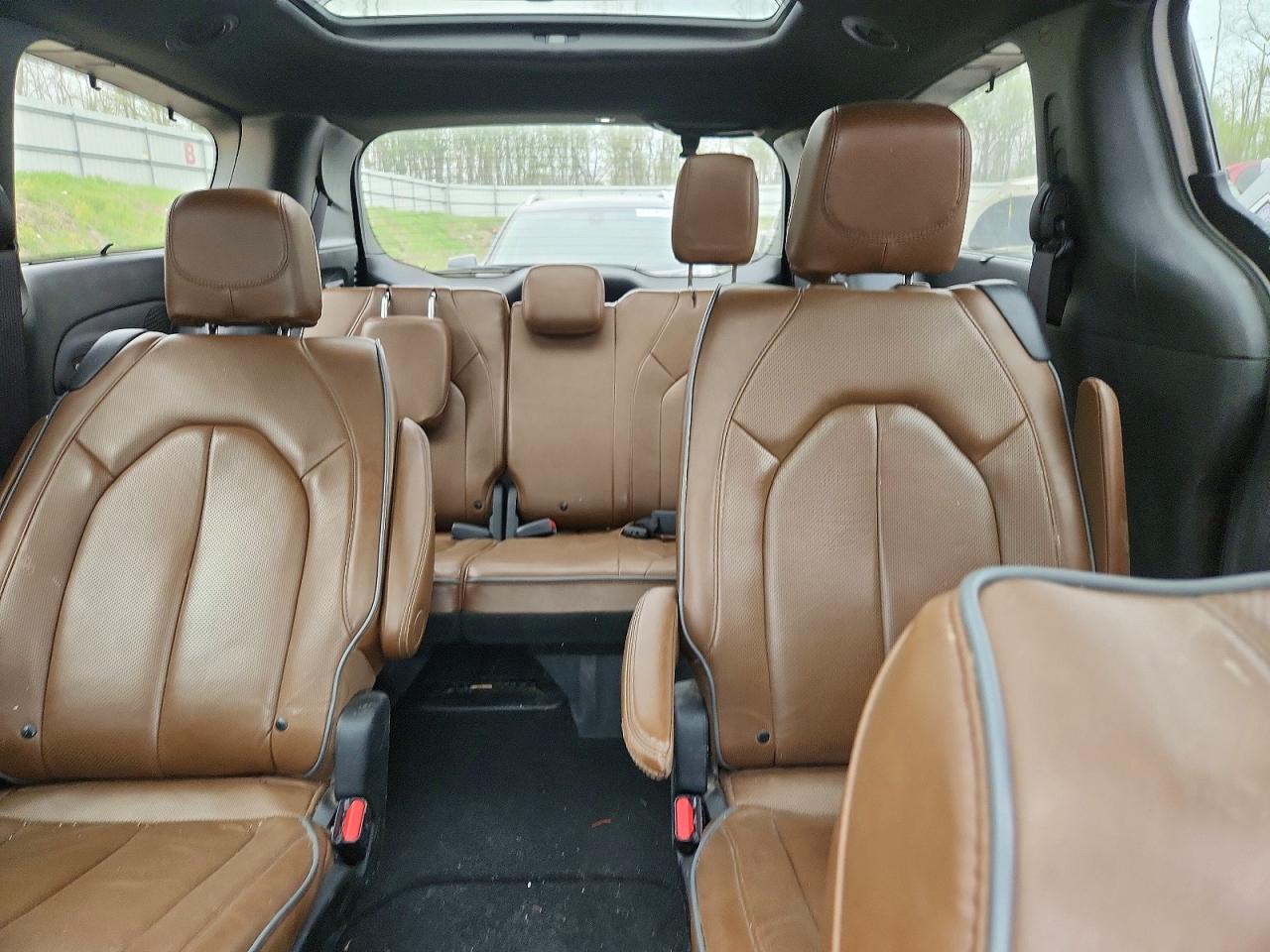 Chrysler Pacifica Limited